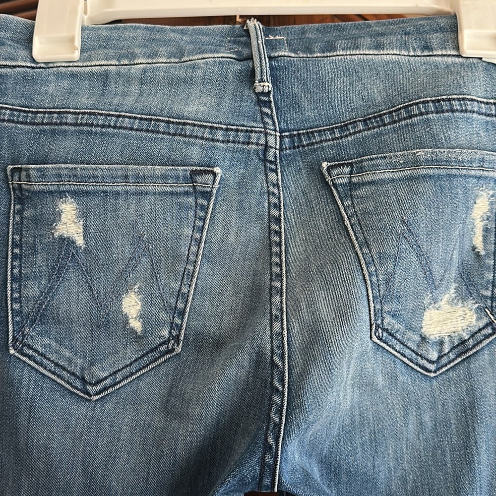 MOTHER Looker Ankle Fray Distressed Naughty Intentions Jeans size 25 - Preloved